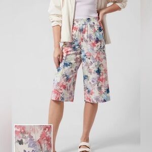 Athleta Savannah Bermuda Floral Shorts New NWT Size M